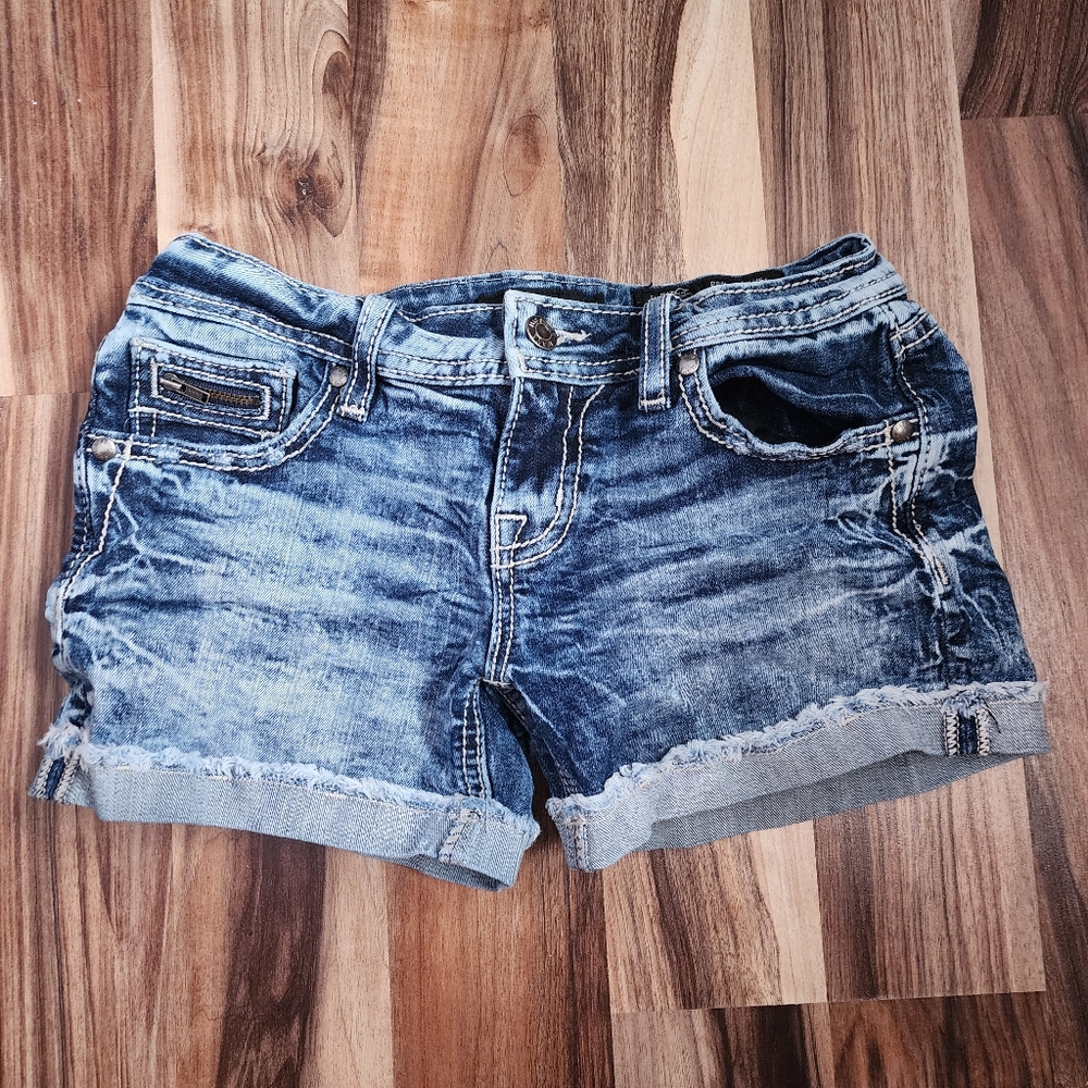 Miss Me shorts size 26